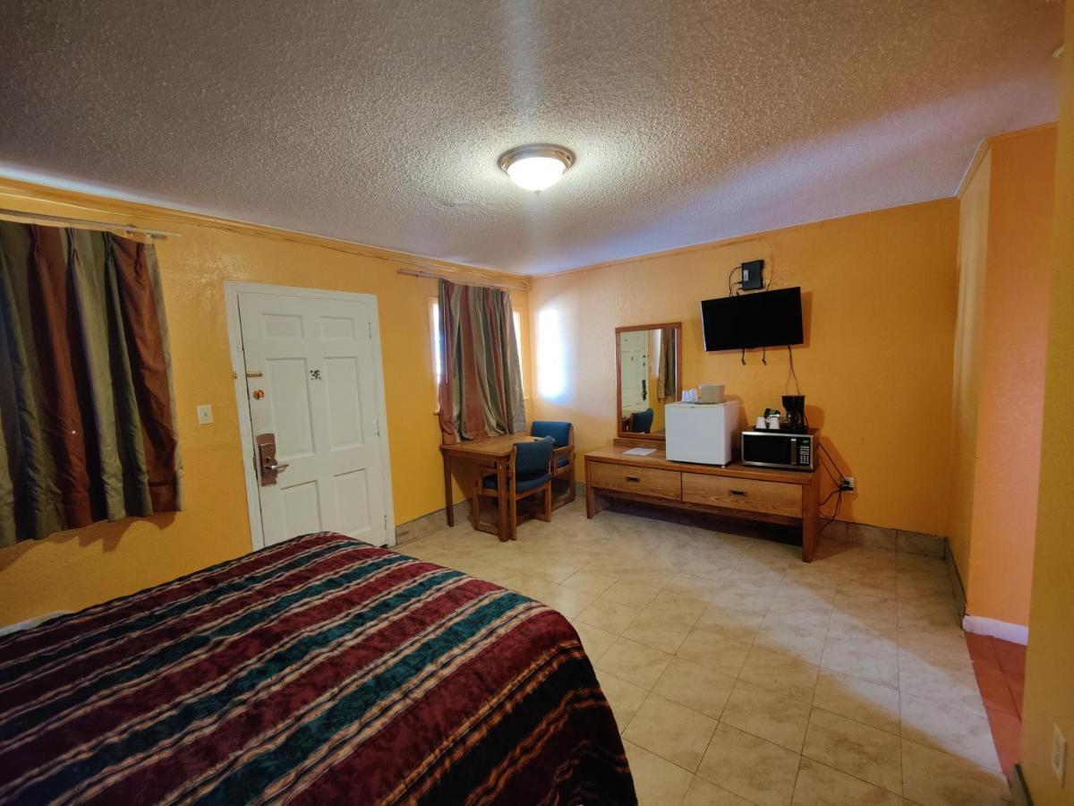Western Motel Deming Buitenkant foto